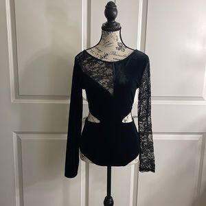 Express Long Sleeve Velvet and Lace Bodysuit Sz‎ Small